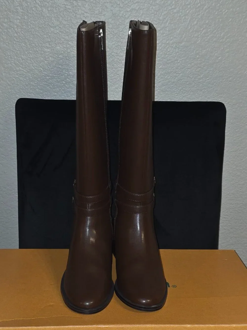 Unisa Waylee-J Knee High Riding Boot - Brown - Size 10